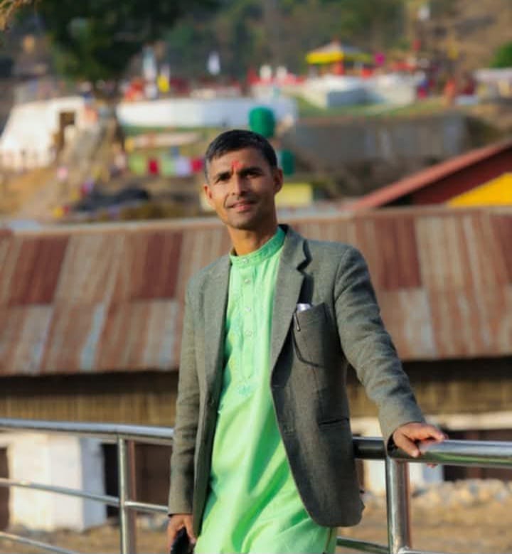 Photograph of the Committee Secretary